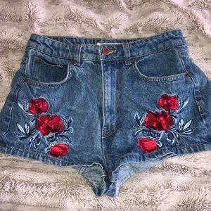 H & M High waisted shorts size 6